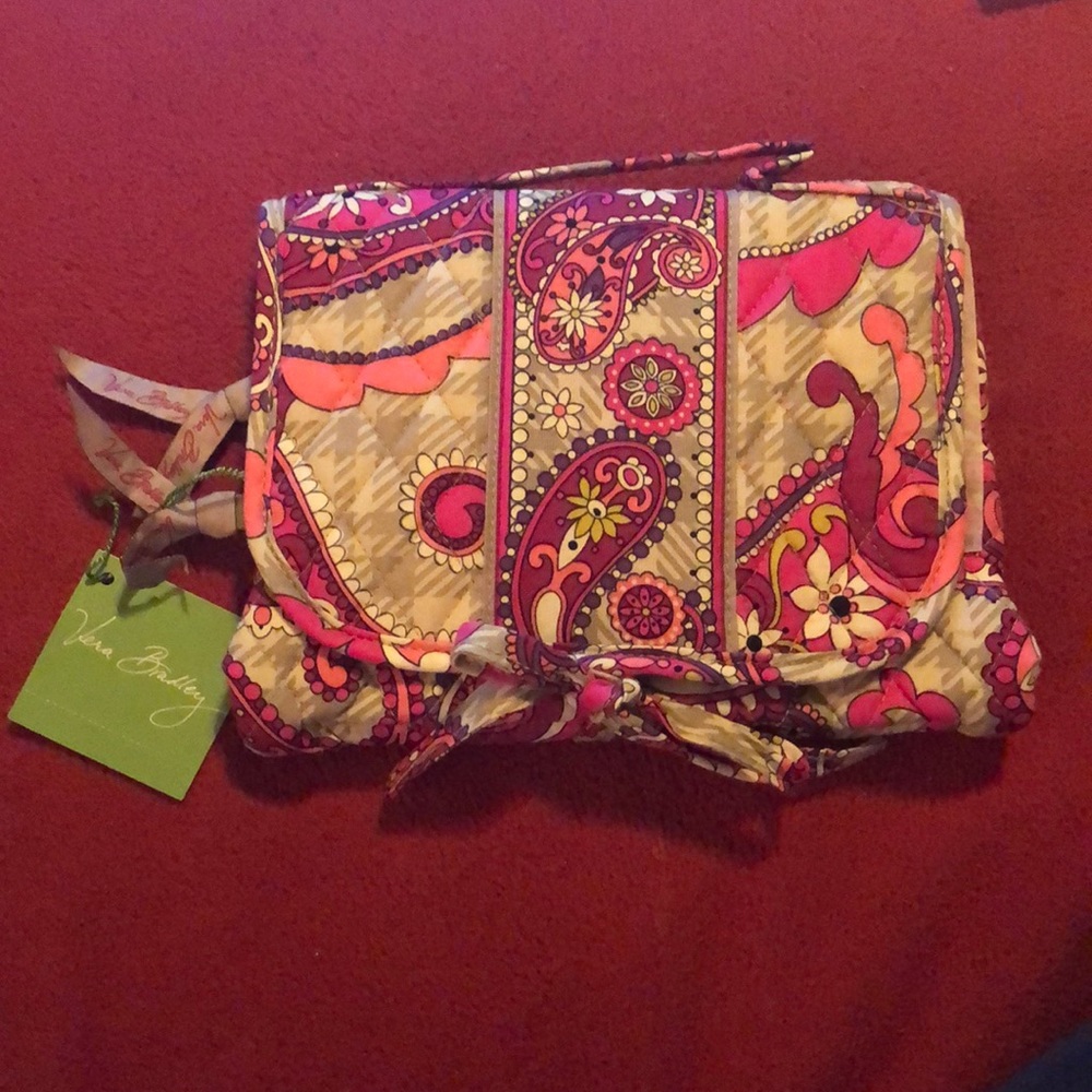 New Vera Bradley Paisley Meets Plaid Essentials Cosmetic Case
